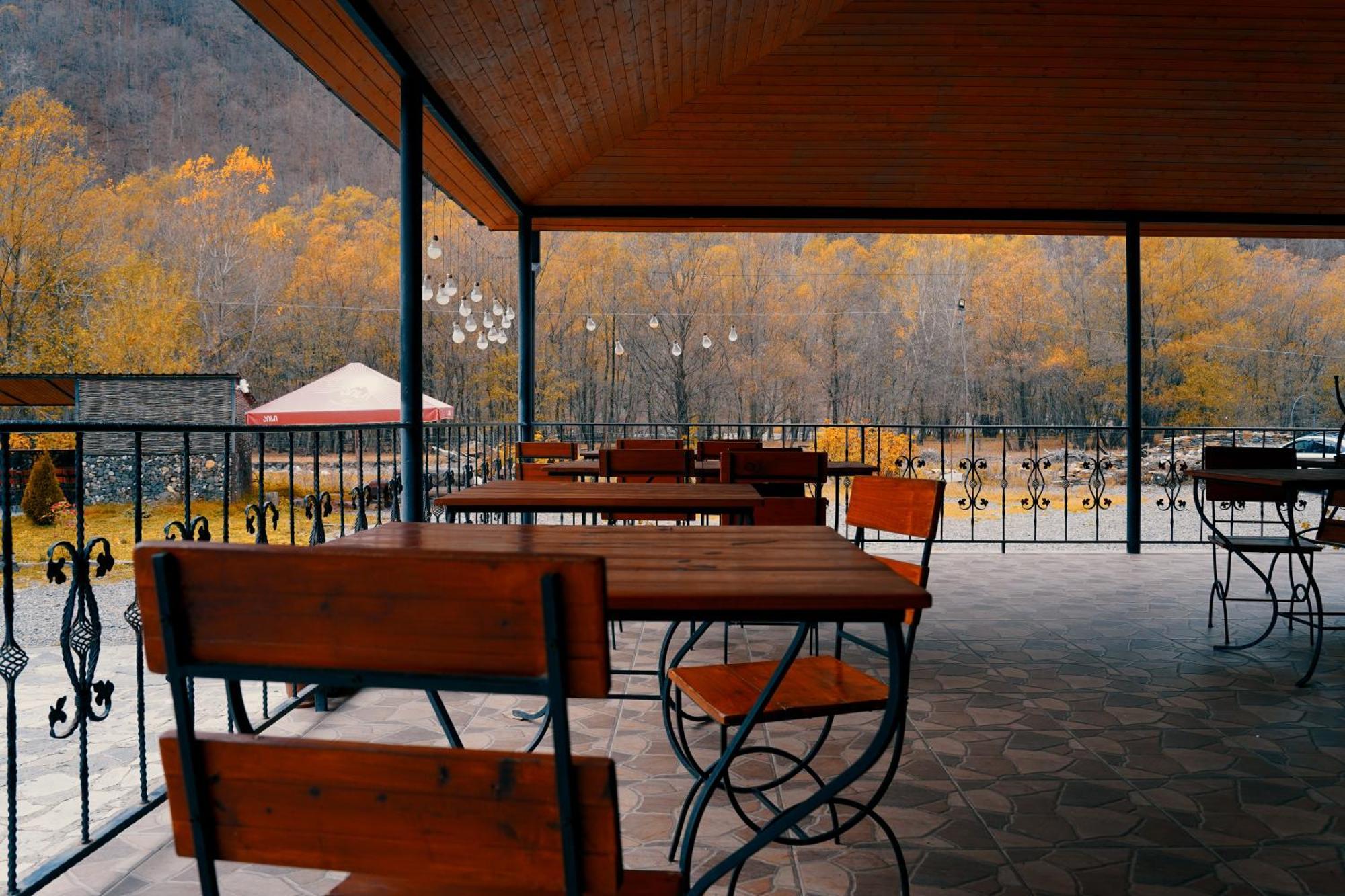 Tourist Complex Khomi Hotel Ch'argali Екстериор снимка
