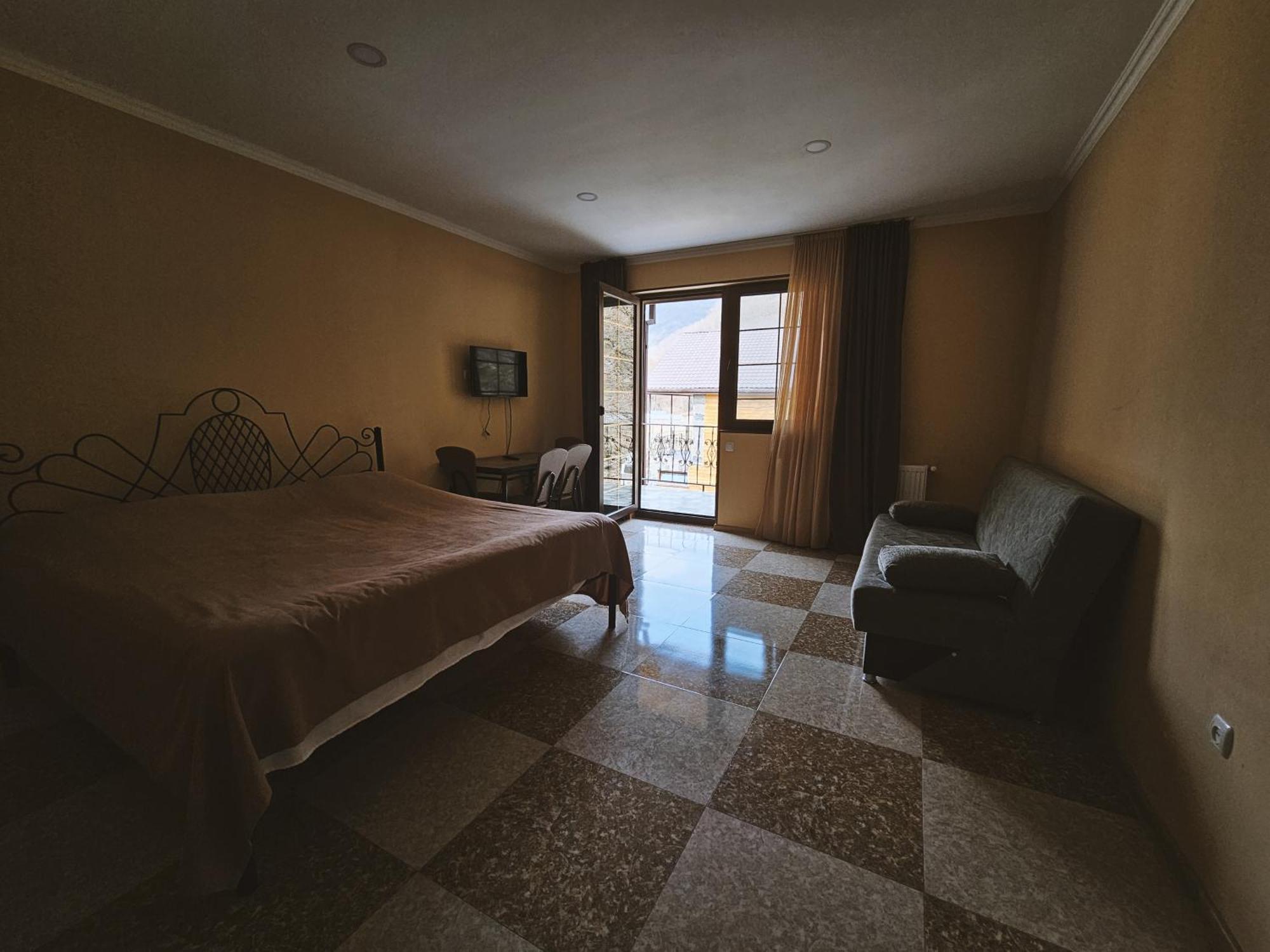 Tourist Complex Khomi Hotel Ch'argali Стая снимка